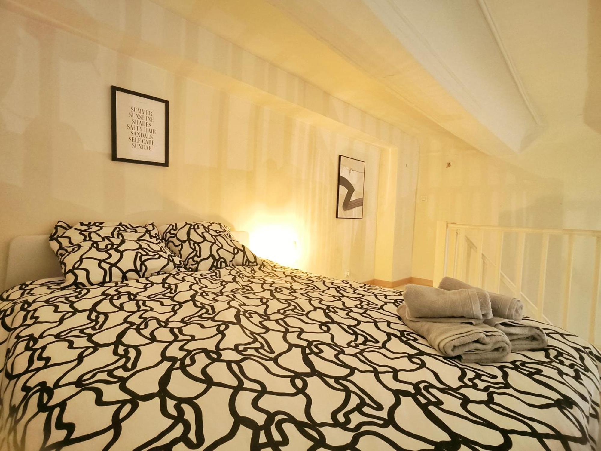 Superbe Appartement Avec Jardin Quart Mazarin Aix-en-Provence Exterior foto