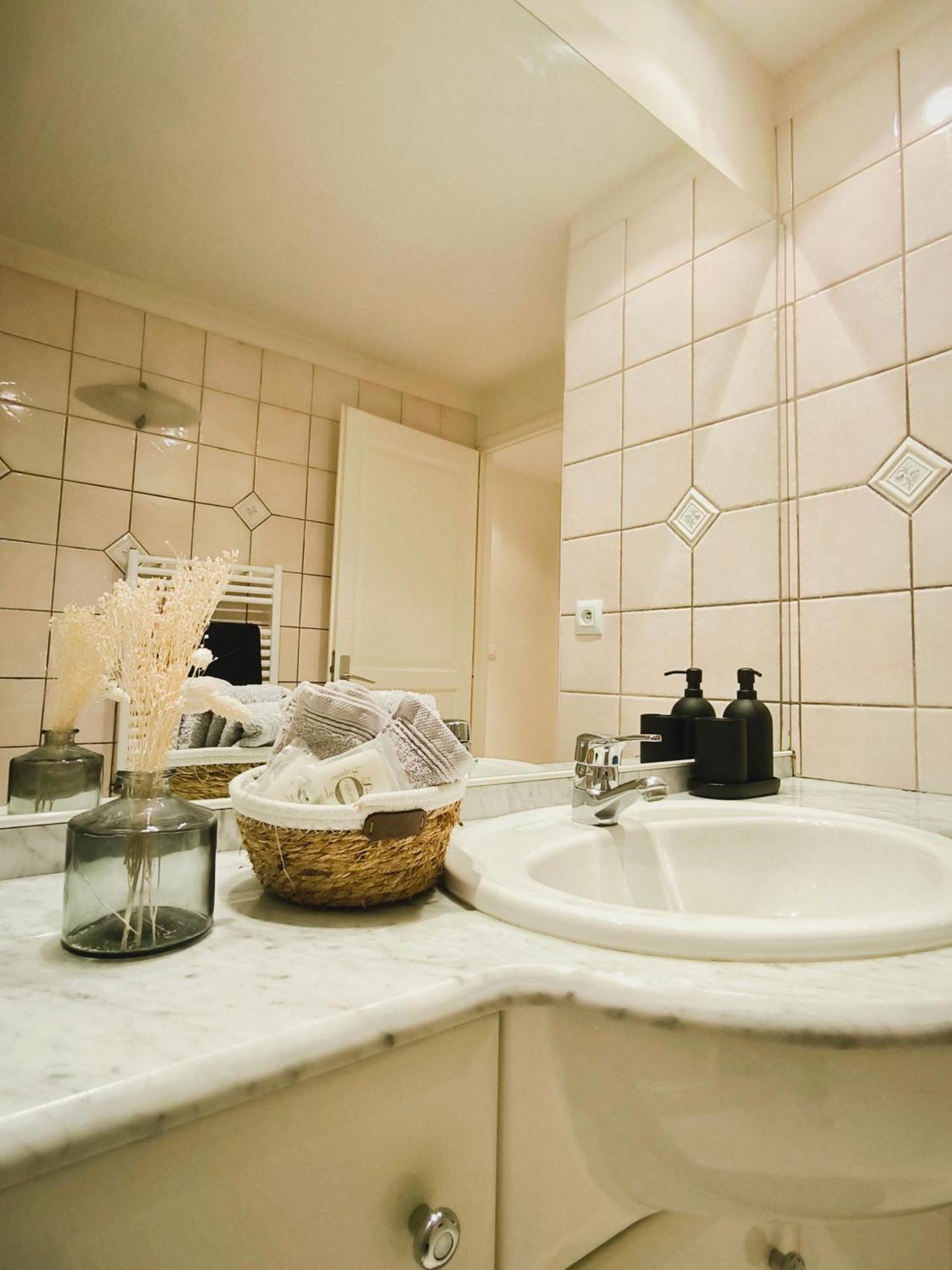 Superbe Appartement Avec Jardin Quart Mazarin Aix-en-Provence Exterior foto